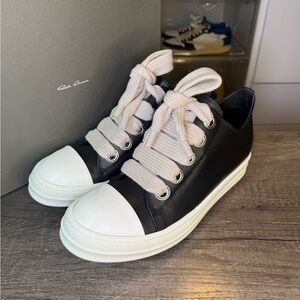 Rick Owen’s Low Top Thick Laces